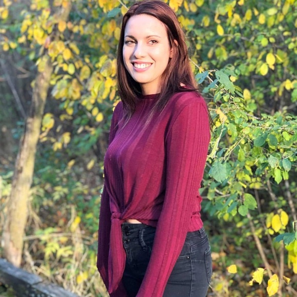 Meet your Posher, Sarah - Picture 6 of 7